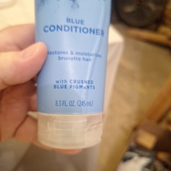 John Frieda Blue Crush for Brunettes Blue Conditioner 8.3 oz - Picture 5 of 5